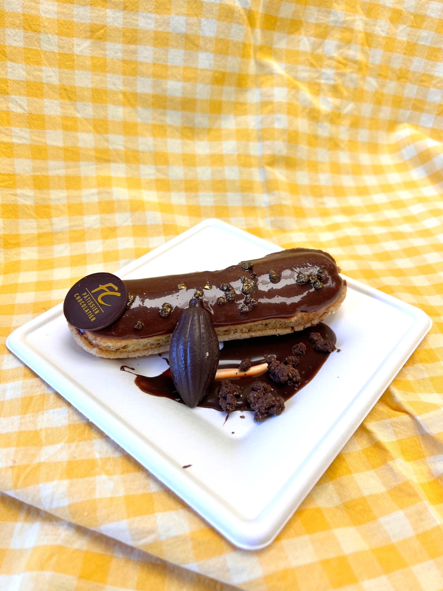 Éclair tout chocolat